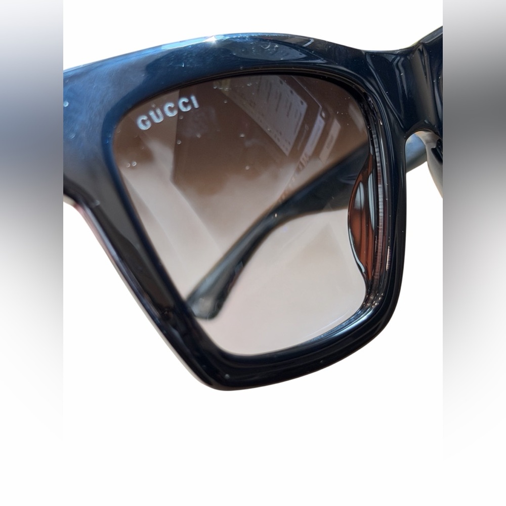Gucci Black and‎ Gold Square Sunglasses - Picture 8 of 14